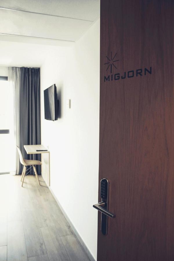 Hotel Mestral Perello El Perello  ภายนอก รูปภาพ